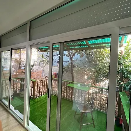 Elma's Center Of ティラナ