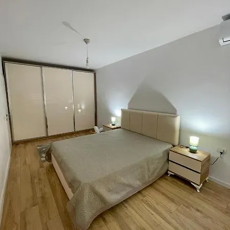 Elma's Center Of Apartment *